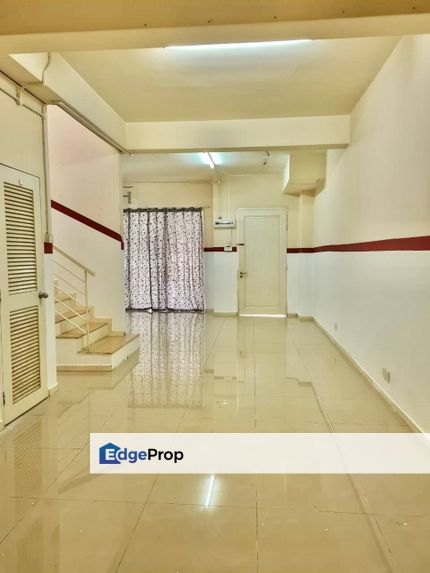 2 Storey Terrace Paragon 202 Taman Lestari Putra Seri Kembangan FOR SALE, Selangor, Seri Kembangan