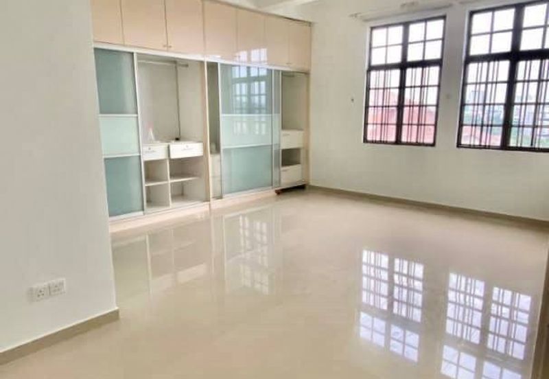 Putra Indah Condominium