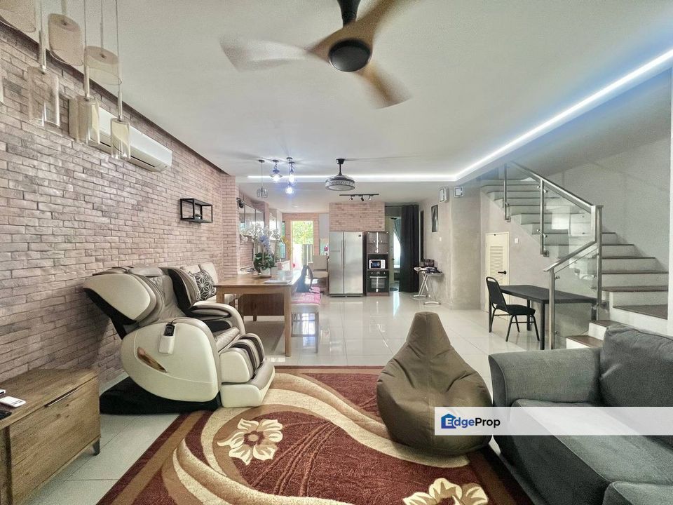 FREEHOLD 3 Storey Terrace Lake Point Residence Cyber 11 Cyberjaya FOR SALE, Selangor, Cyberjaya