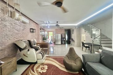 Lake Point Residence