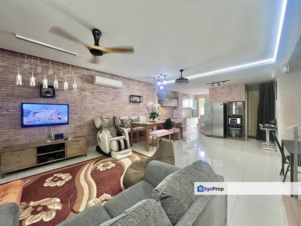 FREEHOLD 3 Storey Terrace Lake Point Residence Cyber 11 Cyberjaya FOR SALE, Selangor, Cyberjaya