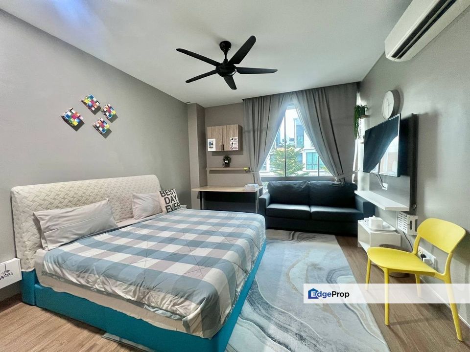 FREEHOLD 3 Storey Terrace Lake Point Residence Cyber 11 Cyberjaya FOR SALE, Selangor, Cyberjaya