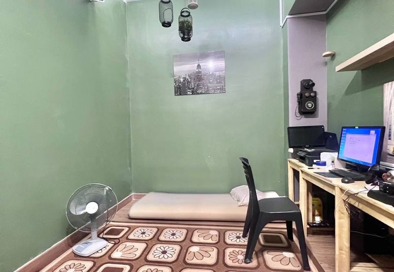 Lake Point Residence