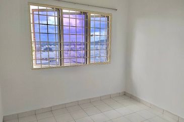 D Cahaya Apartment, Bandar Puchong Jaya