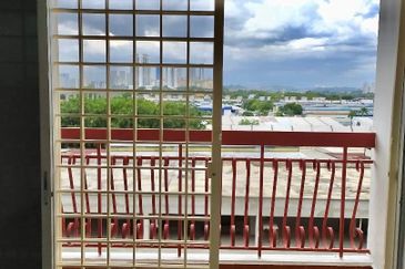 D Cahaya Apartment, Bandar Puchong Jaya