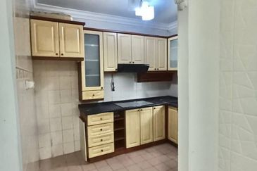 Idaman Sutera Condominium