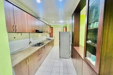 Putra Villa Kondominium