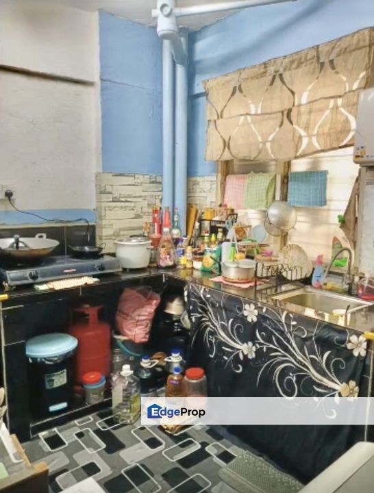 FREEHOLD Segar Ria Apartment Taman Bukit Segar Cheras KL FOR SALE, Kuala Lumpur, Cheras