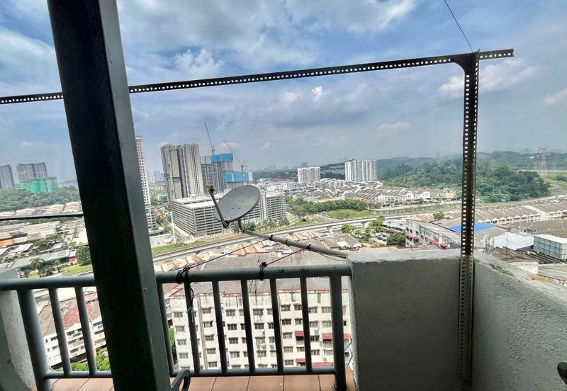 Vista Pinggiran, Taman Pinggiran Putra