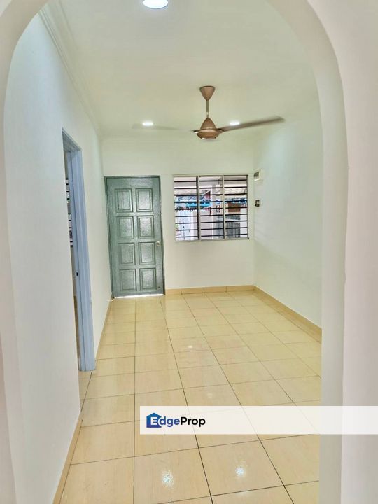 Single Storey Terrace Taman Sungai Besi Indah Balakong FOR SALE, Selangor, Seri Kembangan