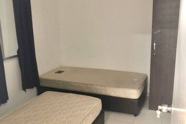 Vista Pinggiran, Taman Pinggiran Putra