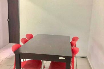 Vista Pinggiran, Taman Pinggiran Putra