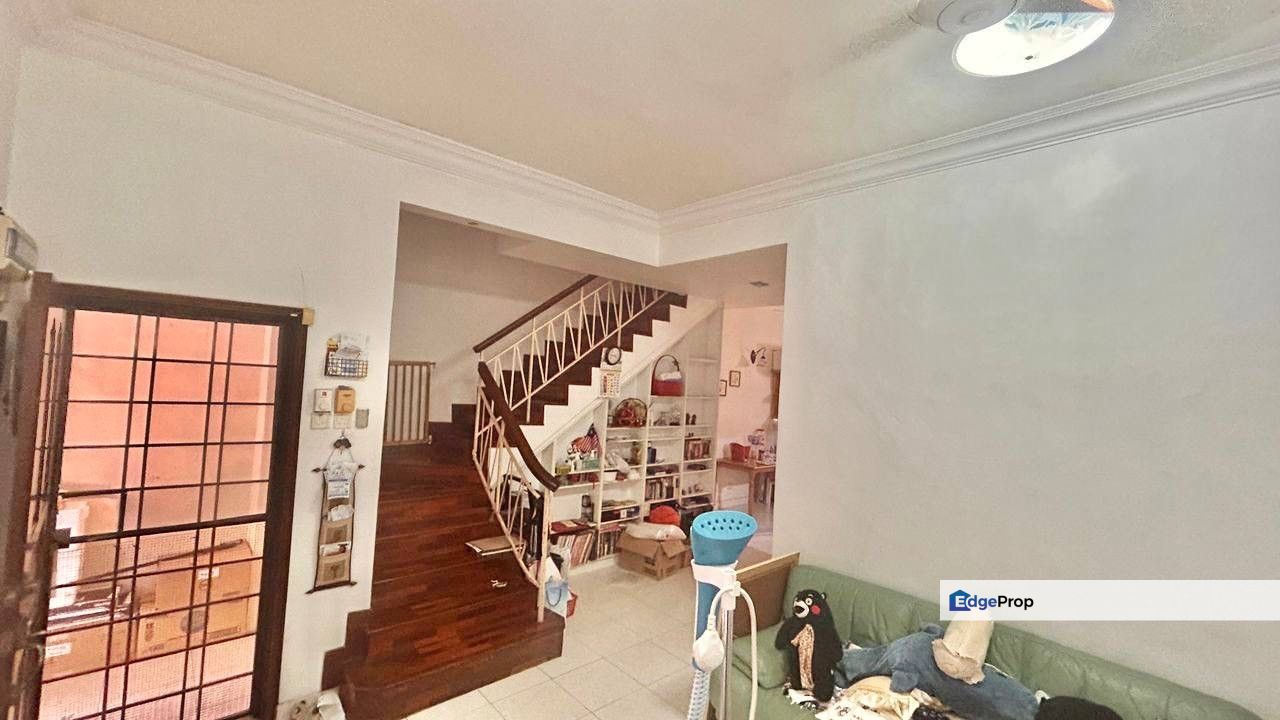 WALKING DISTANCE to LRT Double Storey Taman Puchong Prima Selangor FOR SALE, Selangor, Puchong