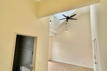 Monet Springtime @ Sunsuria City