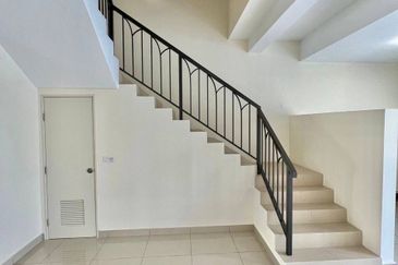 Monet Springtime @ Sunsuria City