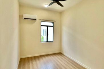 Monet Springtime @ Sunsuria City