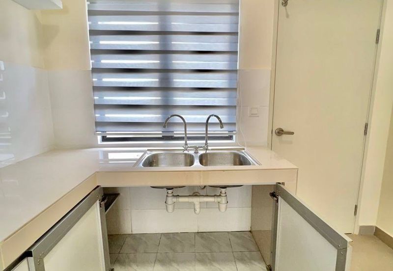 Monet Springtime @ Sunsuria City