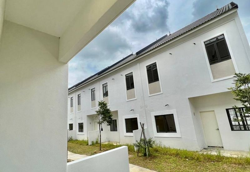 Monet Springtime @ Sunsuria City