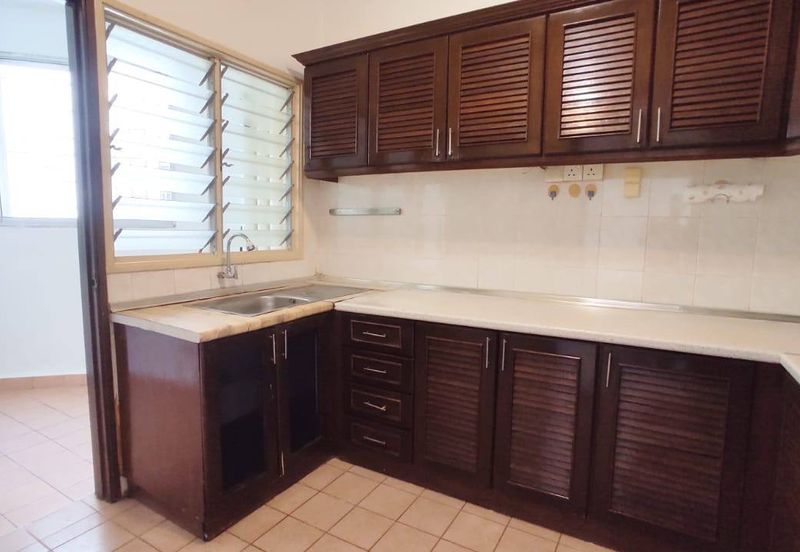 Pangsapuri Kristal (Crystal Tower), Taman Bukit Indah