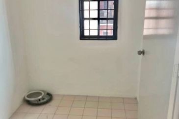 Putra Indah Condominium