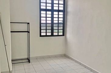 Putra Indah Condominium