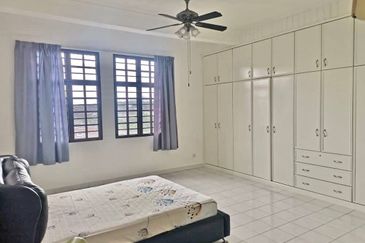 Putra Indah Condominium