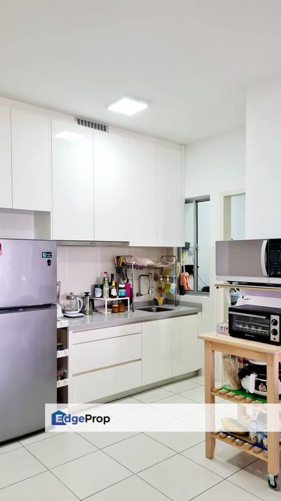 FREEHOLD Karisma Apartment Eco Majestic Semenyih FOR SALE, Selangor, Semenyih