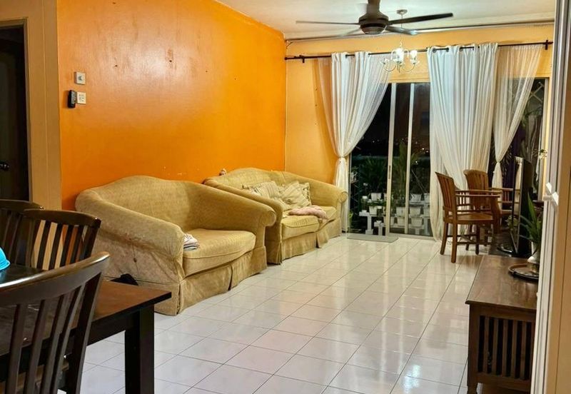 Kondominium Tiara Intan, Taman Bukit Indah