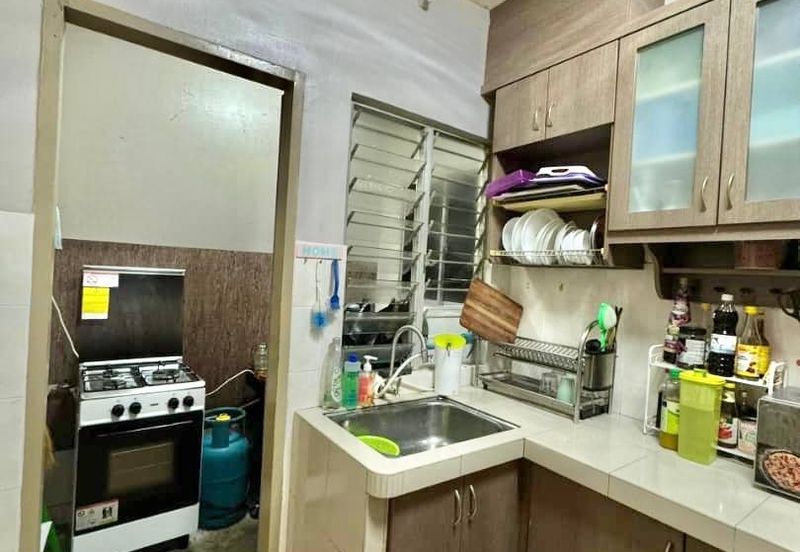 Kondominium Tiara Intan, Taman Bukit Indah