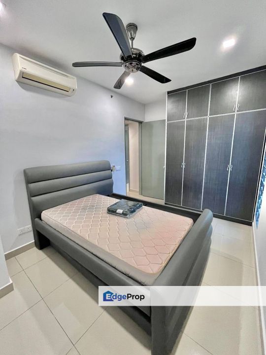 FULLY FURNISHED Condo at Univ 360 Place Taman Serdang Jaya FOR SALE, Selangor, Serdang