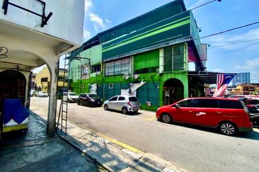 Bandar Tun Razak Business Centre