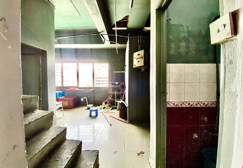 Bandar Tun Razak Business Centre