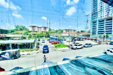 Bandar Tun Razak Business Centre