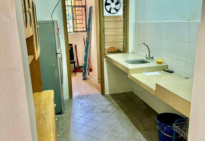 Pangsapuri Saujana Gombak