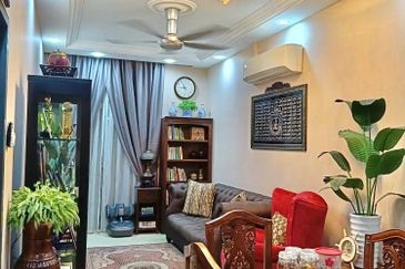 PR1MA Lakefront Homes