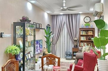 PR1MA Lakefront Homes