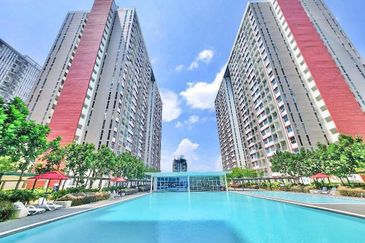 PR1MA Lakefront Homes