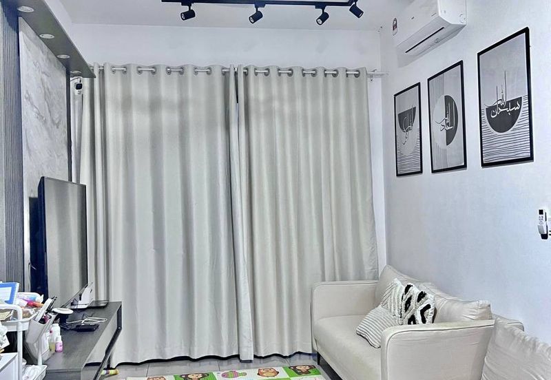 The Hipster @ Taman Desa