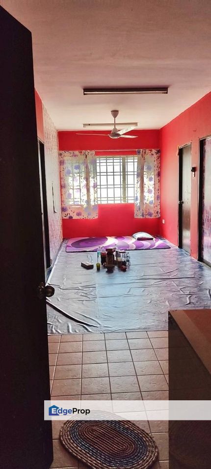 Rumah Pangsa Impian Bandar Saujana Putra GROUND FLOOR FOR SALE, Selangor, Jenjarom