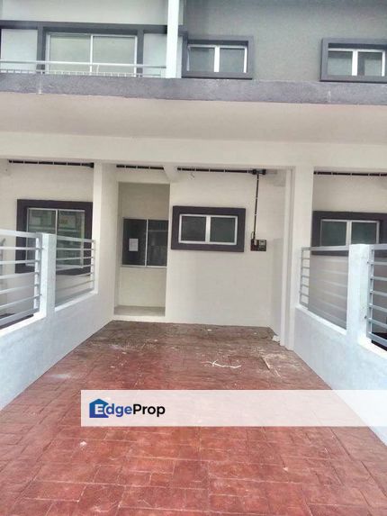 The Lake Residence Townhouse at Taman Putra Perdana Puchong FOR SALE, Selangor, Puchong