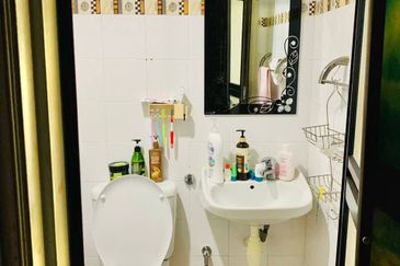 Vista Millennium Condominiums