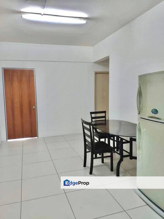 END LOT Calisa N Residence Taman Mas Puchong Selangor FOR SALE, Selangor, Puchong