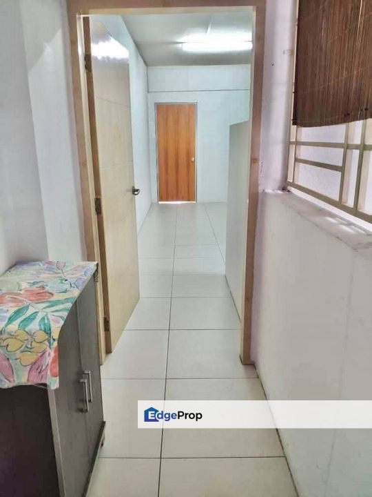 END LOT Calisa N Residence Taman Mas Puchong Selangor FOR SALE, Selangor, Puchong