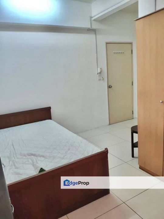 END LOT Calisa N Residence Taman Mas Puchong Selangor FOR SALE, Selangor, Puchong