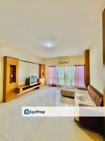 East Lake Residence Taman Serdang Perdana Seri Kembangan Selangor NEAR MRT FOR SALE, Selangor, Seri Kembangan