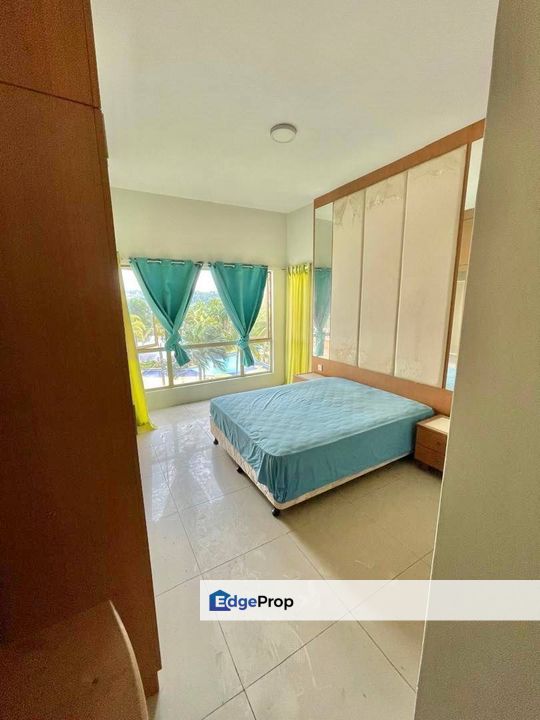 East Lake Residence Taman Serdang Perdana Seri Kembangan Selangor NEAR MRT FOR SALE, Selangor, Seri Kembangan