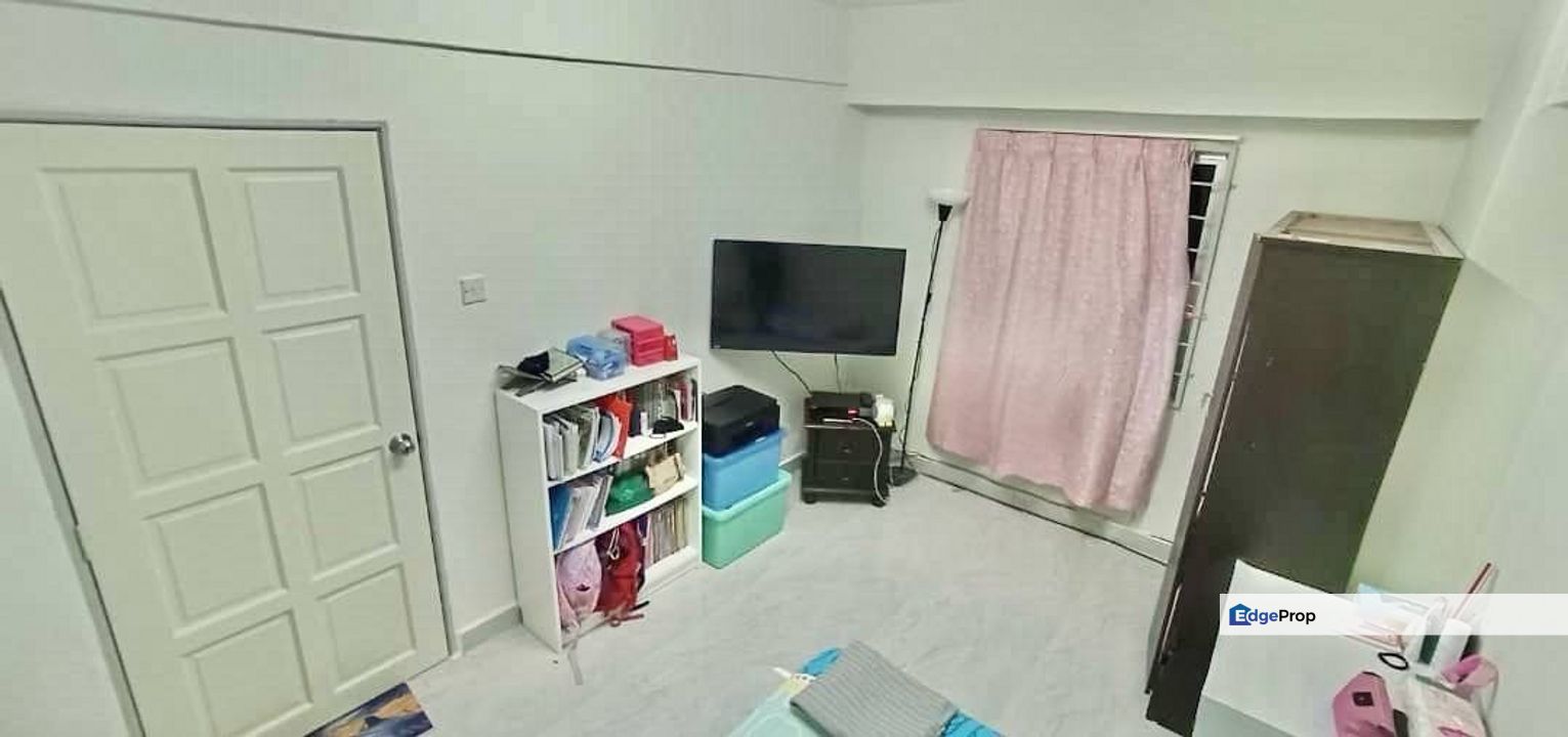 Ampang Damai Condo Bandar Baru Ampang with 2 CAR PARKS FOR SALE, Selangor, Ampang