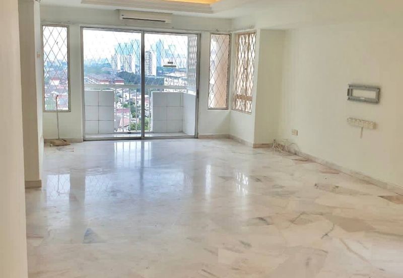 Le Jardine Condominium