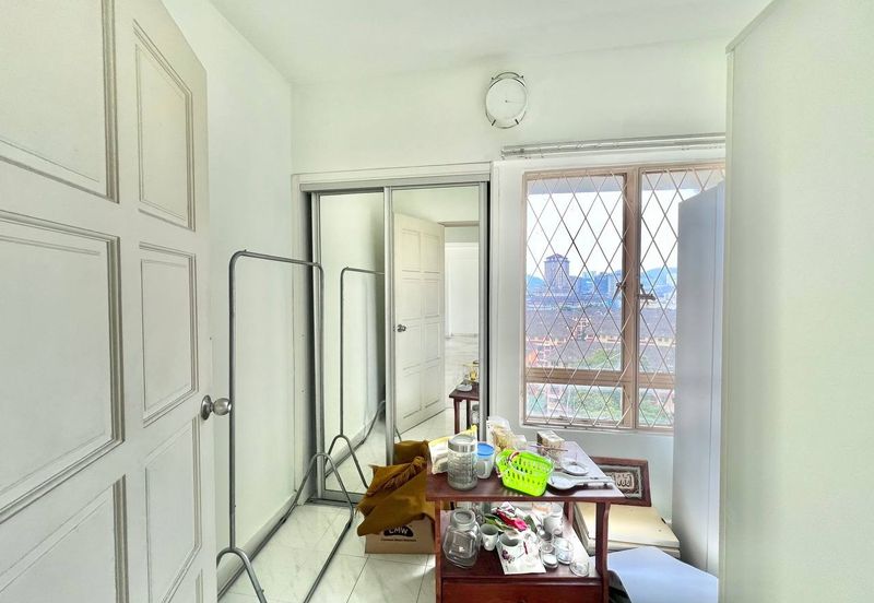 Le Jardine Condominium