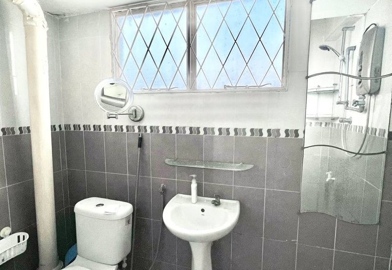 Le Jardine Condominium